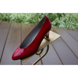 Vintage Women's Red Pappagallo Shoes Heels Pumps NWOT Size 6M Made In Spain